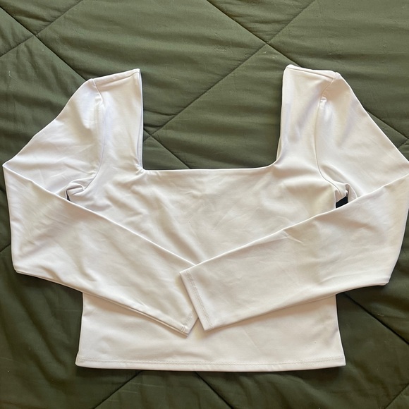 SOLD - Express White Long Sleeve Square Neck Body Contour Crop Top Double Lined - Picture 1 of 2